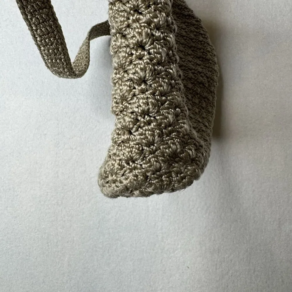 The Sak Crochet Knit Woven Boho Shoulder Handbag Taupe Lined Interior Pocket‎